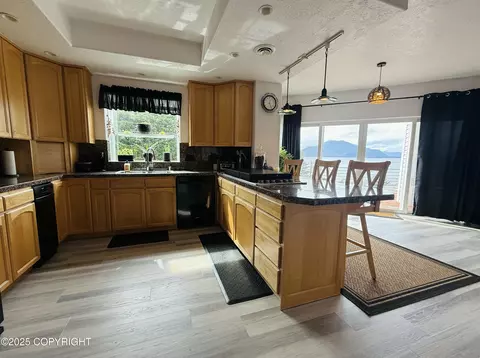 Kitchen - 103 Eagle Tree Ct, Craig, AK 99921 photo 3 of 6