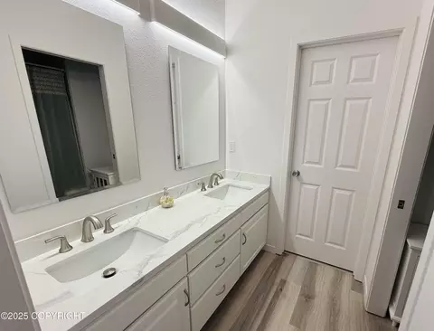 Bath - 103 Eagle Tree Ct, Craig, AK 99921 photo 2 of 4