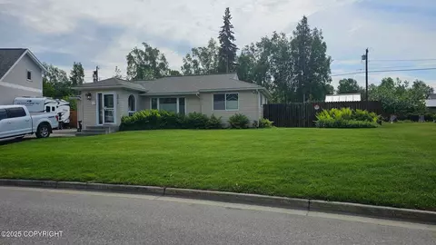 2612 Douglas Dr, Anchorage, AK 99517