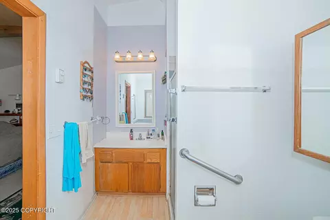 Bath - 5750 Wild Mountain Dr, Eagle River, AK 99577 photo 4 of 4
