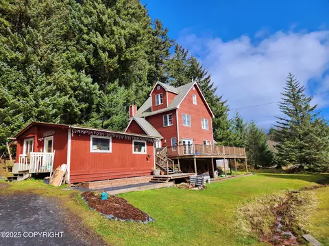 827 Lilly Dr, Kodiak, AK 99615