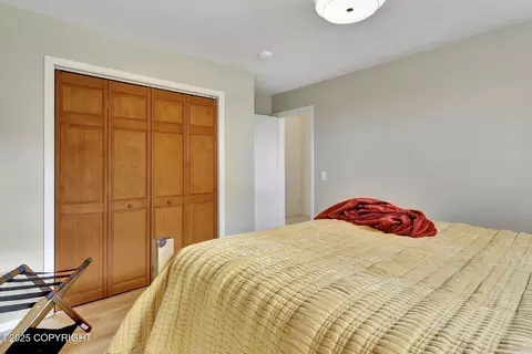 Bedroom - 6414 Hampton Dr, Anchorage, AK 99504 photo 8 of 8