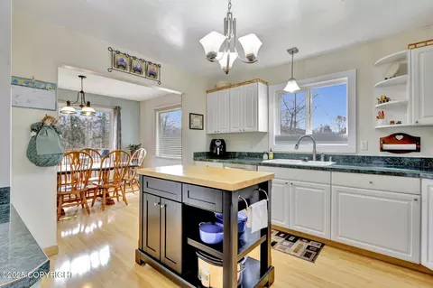 Kitchen - 6414 Hampton Dr, Anchorage, AK 99504 photo 1 of 5
