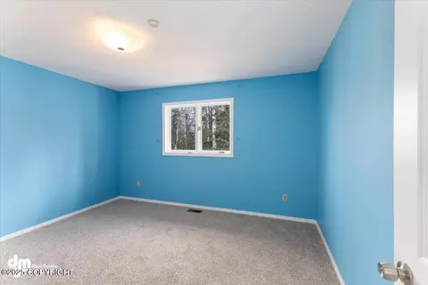 Bedroom - 660 E Barra Loop, Wasilla, AK 99654 photo 4 of 6
