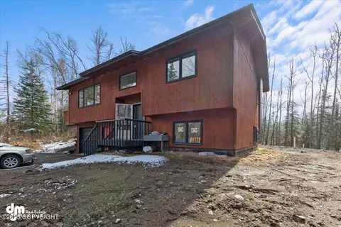 660 E Barra Loop, Wasilla, AK 99654