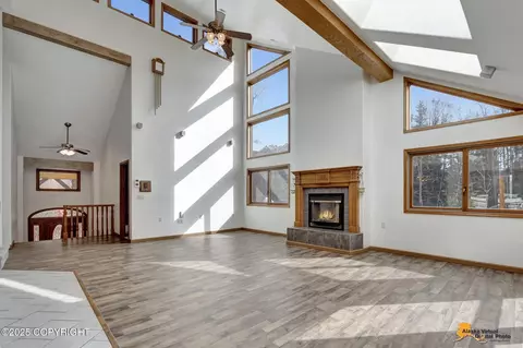 Living - 21016 River Park Dr, Eagle River, AK 99577 photo 3 of 5