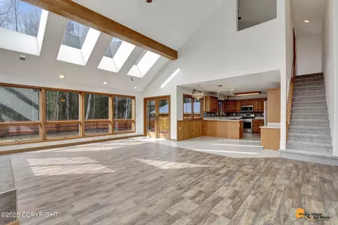 Living - 21016 River Park Dr, Eagle River, AK 99577 photo 2 of 5