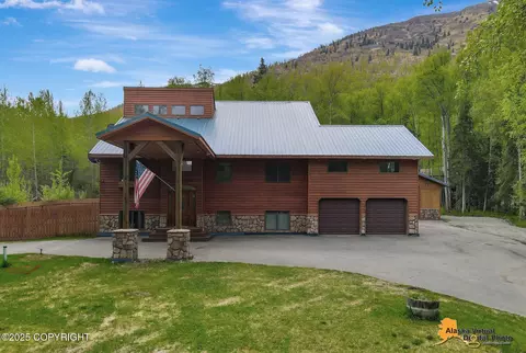21016 River Park Dr, Eagle River, AK 99577