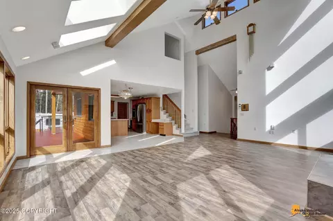 Living - 21016 River Park Dr, Eagle River, AK 99577 photo 4 of 5