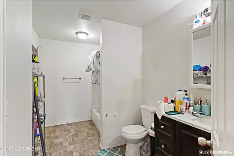 4950 E 24th Ave, Anchorage, AK 99508 photo 20