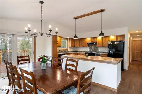 Dining - 19519 S Montague Loop, Eagle River, AK 99577 photo 3 of 4