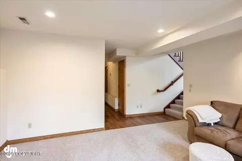 Living - 19519 S Montague Loop, Eagle River, AK 99577 photo 2 of 5
