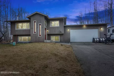 22335 Whispering Birch Dr, Chugiak, AK 99567