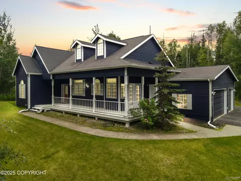 3541 E Wanamingo Dr, Wasilla, AK 99654