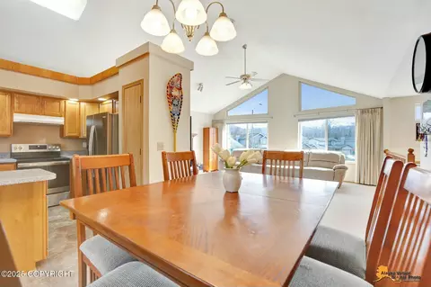 6921 Howard Ave, Anchorage, AK 99504