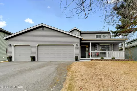 10621 Cutter Cir, Anchorage, AK 99515