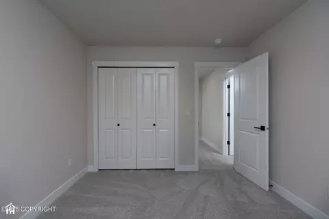 Bedroom - 8787 Turlock Dr, Eagle River, AK 99577 photo 8 of 10