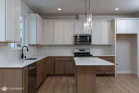 Kitchen - 8787 Turlock Dr, Eagle River, AK 99577 photo 3 of 5