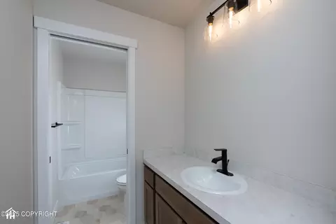 Bath - 8787 Turlock Dr, Eagle River, AK 99577 photo 2 of 7