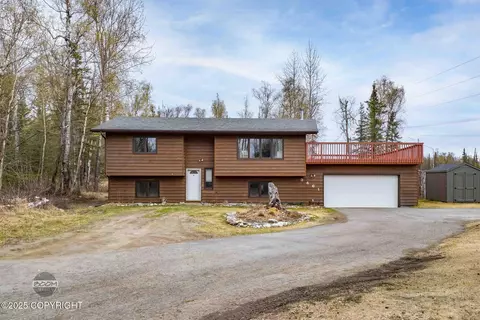 3461 E Anaheim Dr, Wasilla, AK 99654