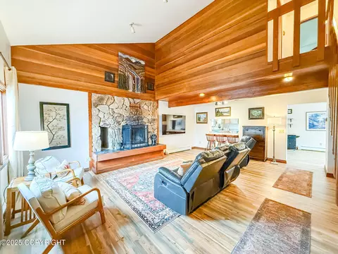 12201 Shenandoah Pl, Anchorage, AK 99516