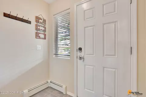 Entry Way - 1620 Woodroe Ln, Anchorage, AK 99507 photo 3 of 5