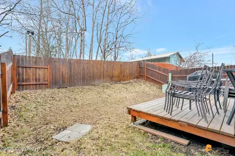 Exterior - 1620 Woodroe Ln, Anchorage, AK 99507 photo 2 of 7