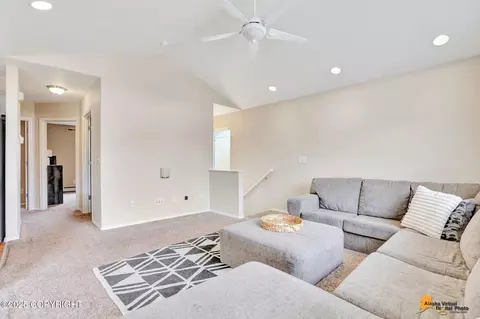 Living - 1620 Woodroe Ln, Anchorage, AK 99507 photo 3 of 4
