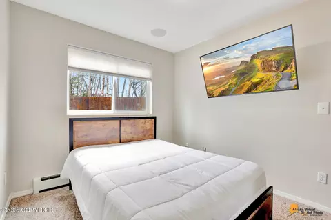 Bedroom - 1620 Woodroe Ln, Anchorage, AK 99507 photo 8 of 10