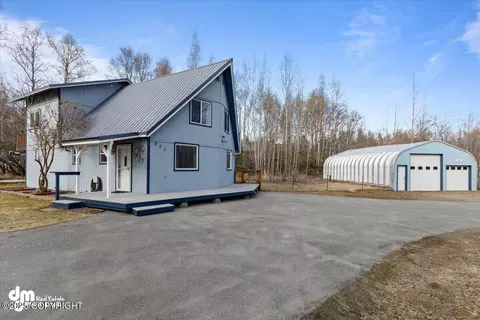 971 E Fairview Loop, Wasilla, AK 99654