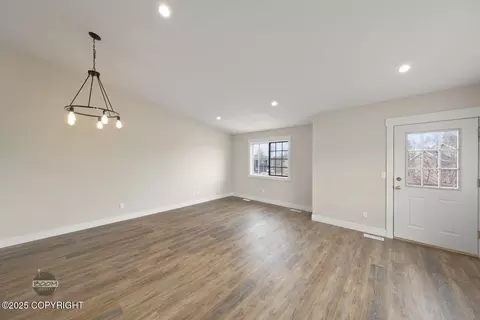 Living - 11933 Town Park Cir, Eagle River, AK 99577 photo 2 of 4