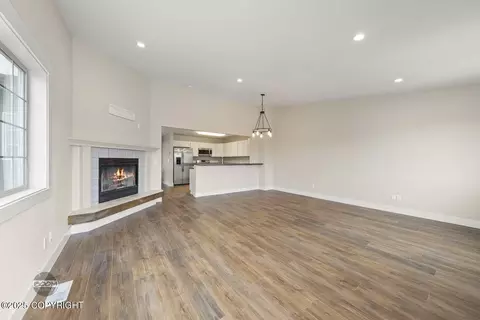Living - 11933 Town Park Cir, Eagle River, AK 99577 photo 3 of 4