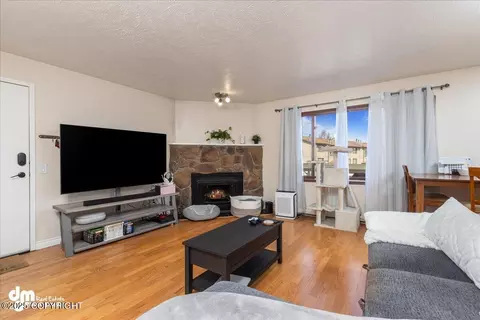 251 Mccarrey St # V-16B, Anchorage, AK 99508
