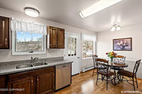 8501 Upper Huffman Rd, Anchorage, AK 99516 photo 13