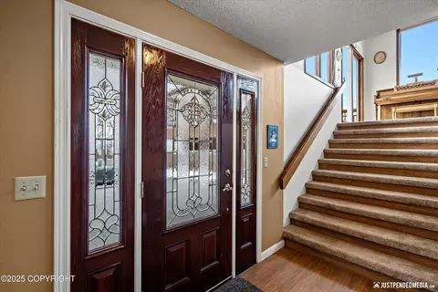 8501 Upper Huffman Rd, Anchorage, AK 99516 photo 3