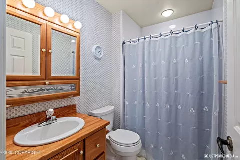 8501 Upper Huffman Rd, Anchorage, AK 99516 photo 16