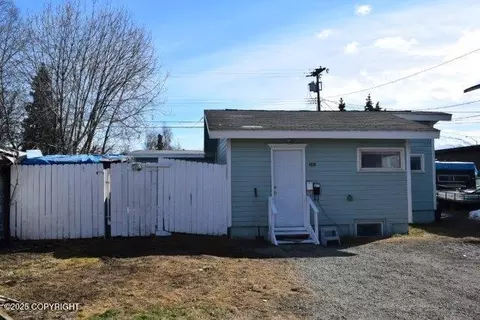 341 N Lane St, Anchorage, AK 99508