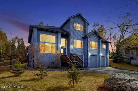3921 Stargazer Cir, Anchorage, AK 99516