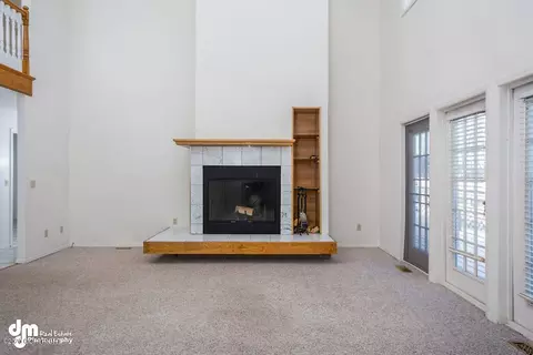 Living - 19231 Adak Cir, Eagle River, AK 99577 photo 2 of 6
