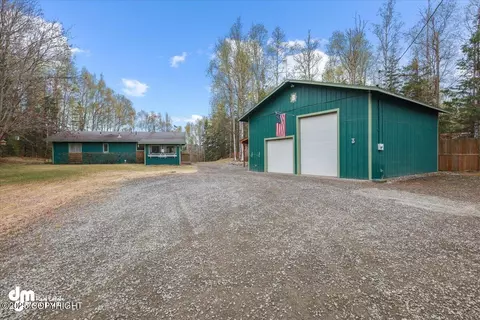 1400 W Ridgeview Dr, Wasilla, AK 99654