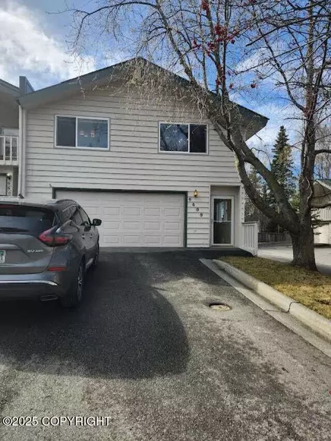 6600 Cutty Sark St, Anchorage, AK 99502