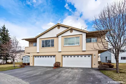 5806 Sapphire Loop, Anchorage, AK 99504