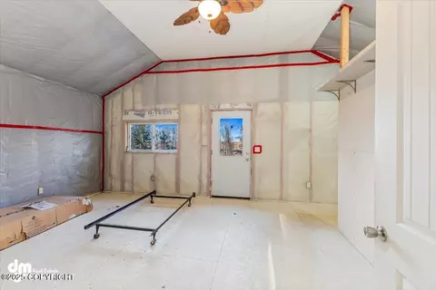 Bedroom - 17709 Willow Fishhook Rd, Willow, AK 99688 photo 1 of 7