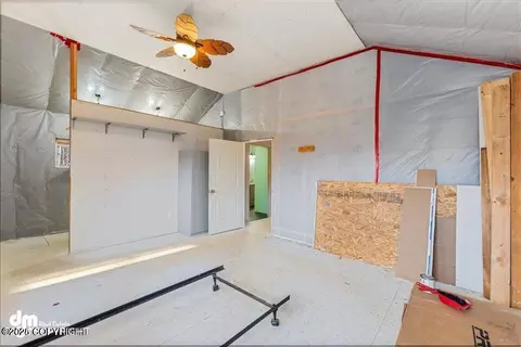 Bedroom - 17709 Willow Fishhook Rd, Willow, AK 99688 photo 6 of 7