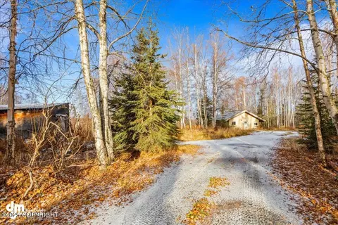 Exterior - 17709 Willow Fishhook Rd, Willow, AK 99688 photo 6 of 12