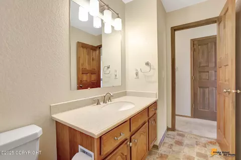 Bath - 19717 Delphin Cir, Eagle River, AK 99577 photo 2 of 5