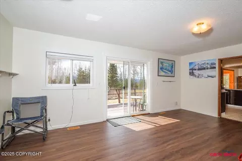 Living - 16500 E Smith Rd, Palmer, AK 99645 photo 5 of 5