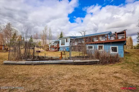 Exterior - 16500 E Smith Rd, Palmer, AK 99645 photo 13 of 25