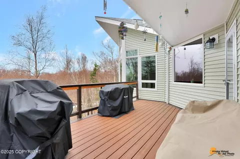 Exterior - 9575 E Breen St, Palmer, AK 99645 photo 4 of 10