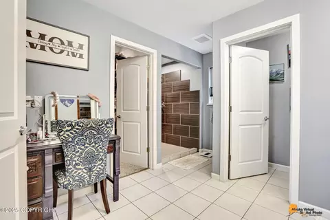 Entry Way - 9575 E Breen St, Palmer, AK 99645 photo 5 of 6